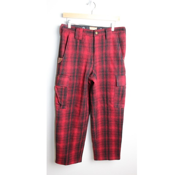 Woolrich Mens Heavyweight Red Plaid Wool Cargo Size 32x29 - Picture 1 of 7